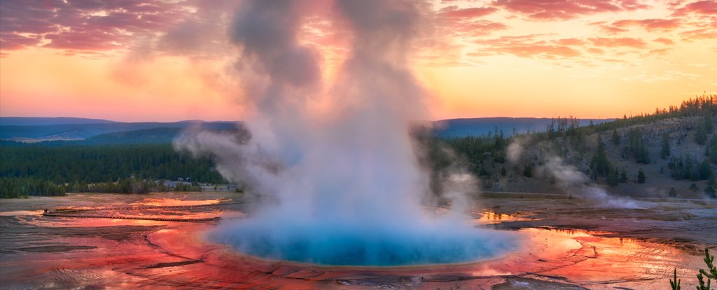 Yellowstone Just Recorded Over 1000 Earthquakes in One Month. Should We Be Worried?