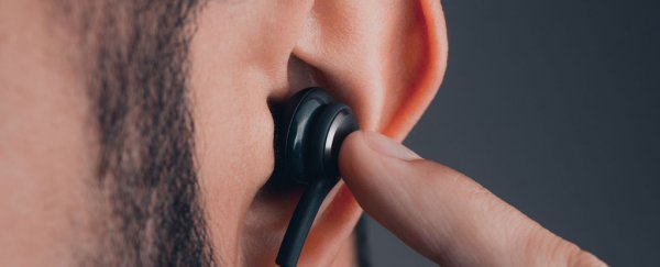 The important reason you should take your earphones out and let your ears breathe