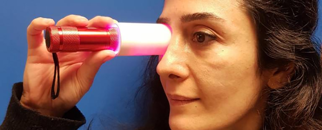 RedLightEyeTreatment