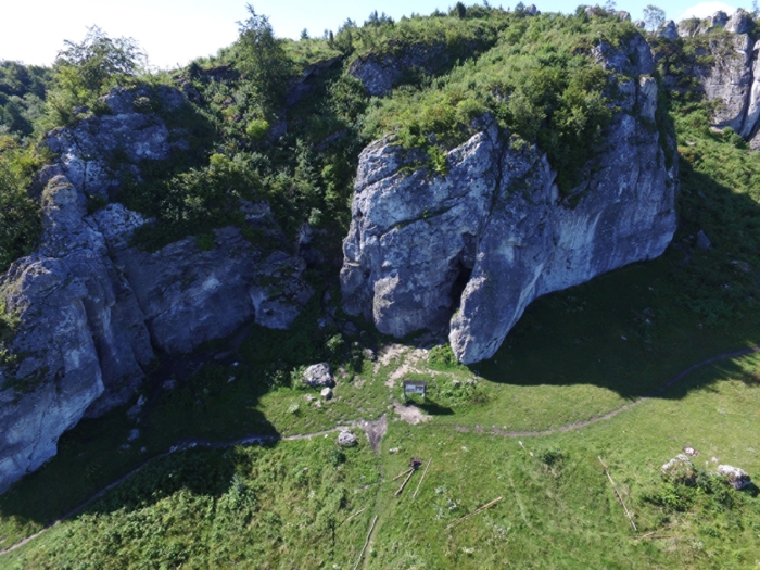 Stajnia Cave poland