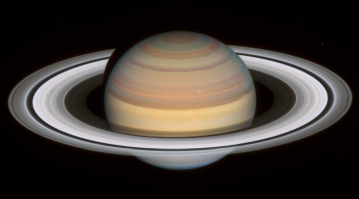 hubble 2021 opal saturn