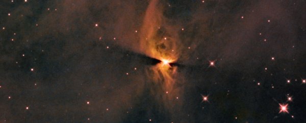 This new Hubble pic reveals a dramatic cosmic phenomenon in all its gory detail
