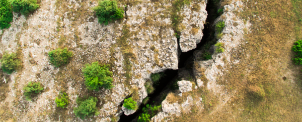 How a geological secret passageway under Panama moves rocks thousands of miles away