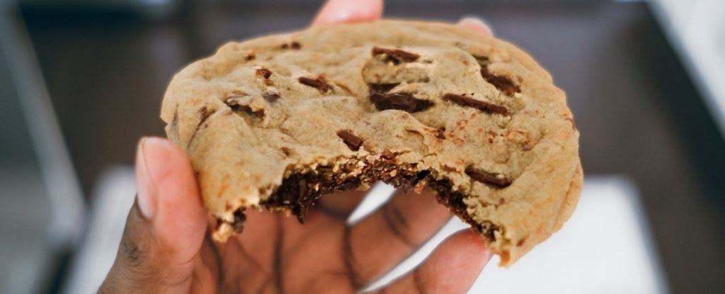 Just Two Words on a Cookie Label Can Mess Up How It Tastes, Study Finds