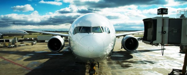 What's the deal with 5G and plane safety? Here's what you need to know
