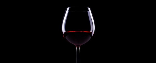 Does drinking red wine really protect against COVID? Let's look at the data