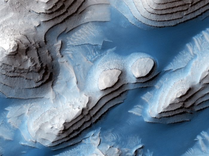 danielson crater hirise april 2012