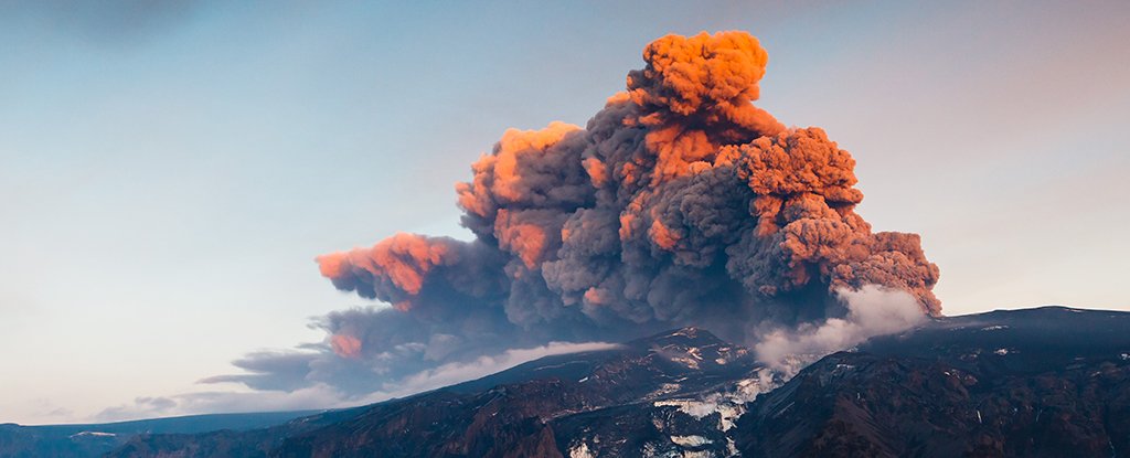 Los núcleos de hielo revelan enormes erupciones volcánicas, más grandes que cualquier cosa en los últimos 2500 años