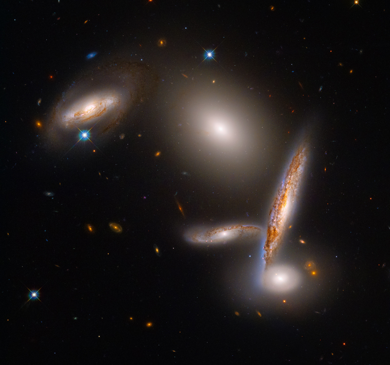 hubble elliptical galaxy