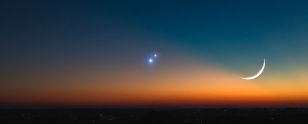Venus And Jupiter Will Appear to 'Nearly Collide' in The Night Sky This Week