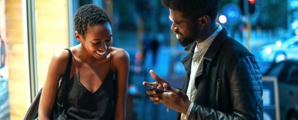Scientists claim to have found the 'optimal' way to flirt in a heterosexual relationship