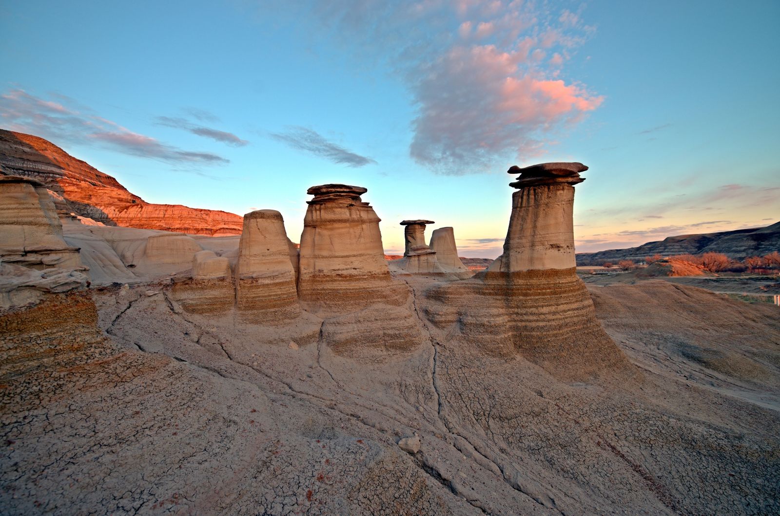 Curiosity Has Found Some Truly Weird-Looking, Twisty Rock Towers on Mars  1600px-Hoodoos_at_Sunset_-_East_Coulee_Alberta_-_Canada