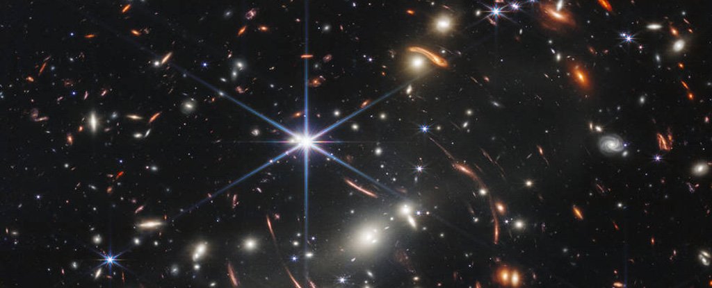 The JWST's first deep field image shows the galaxy cluster SMACS 0723. 