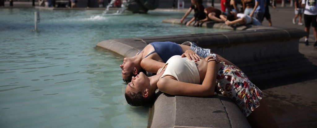 UK Records Highest-Ever Temperature as Scorching Heatwave Smothers Europe