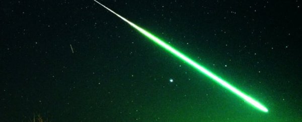 Bright Green Meteors Seem to Be Raining Down on New Zealand, But Why? BrightGreenMeteors-0_600