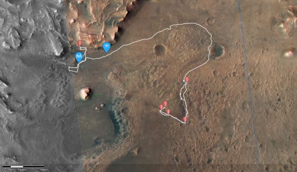 Поверхность Марса, показывающая маршрут движения марсохода