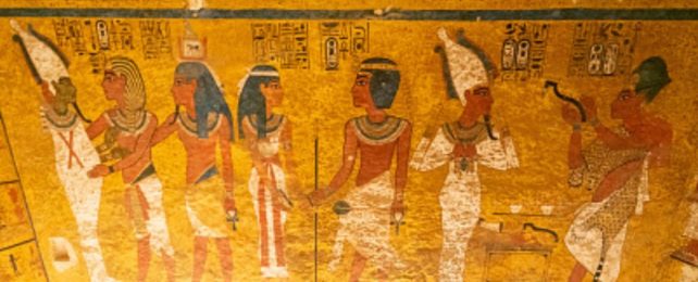 Secret Clues in Tutankhamun's Tomb Reignite The Idea That Nefertiti Is Hidden Nearby