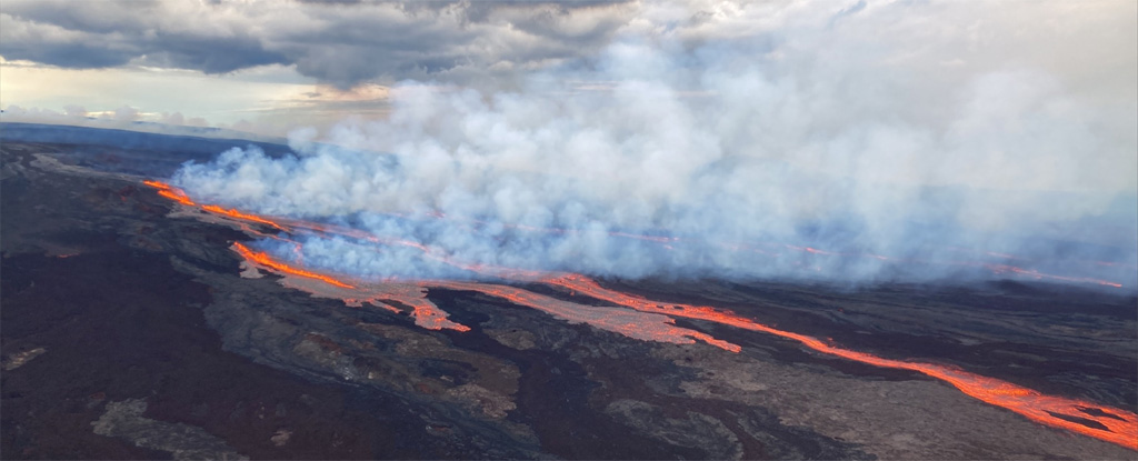 The World's Largest Active Volcano Is Erupting For The 1st Time in 38 Years