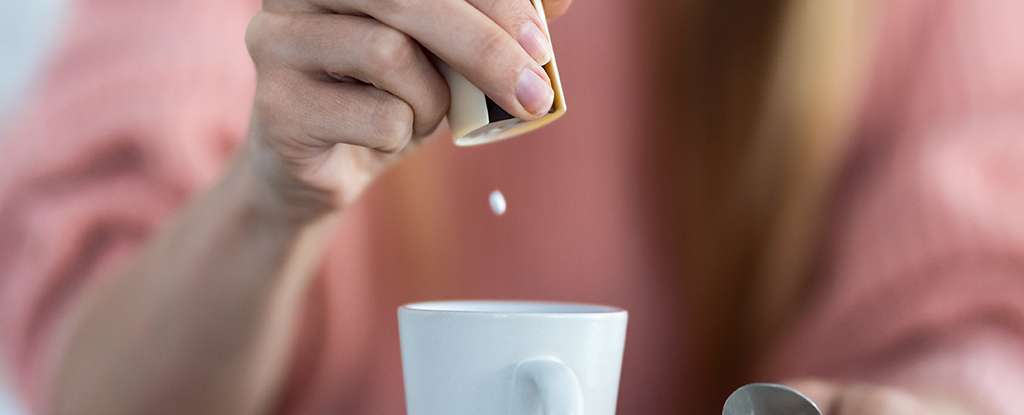 A Popular Sweetener Has Been Linked to Increased Anxiety in Generations of Mice