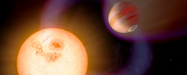 jupiter-like planet falling into sun