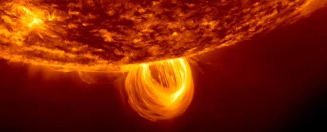 Amazing NASA Video Squeezes Over 100 Days on The Sun Into 1 Hour : ScienceAlert