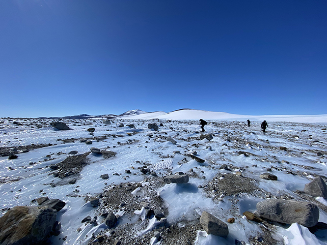 Spedizione di meteoriti antartici