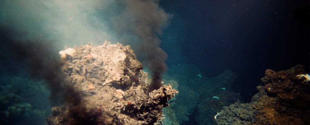 Las bacterias encontradas en las columnas de los respiraderos de aguas profundas dan una pista de cómo se propagó la vida antigua: Heaven32