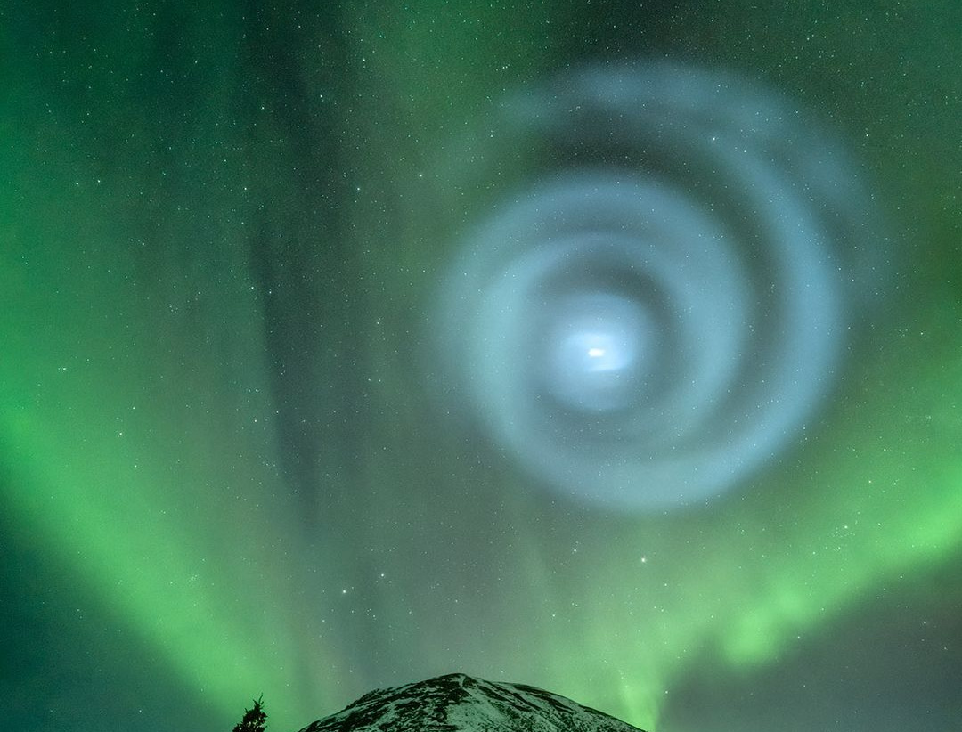 What Caused This Strange Glowing Spiral Over Alaska There s A Simple 