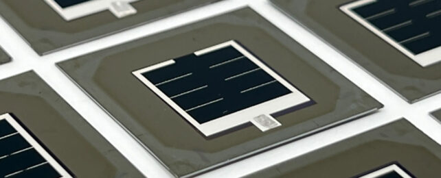 Tandem solar cell