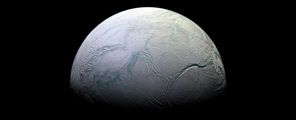 Científicos detectan fósforo en Encélado