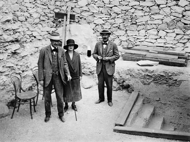 old photograph of canarvon near entrance of tut's tomb