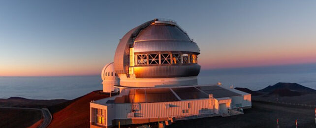 telescope on mountian in hawaii