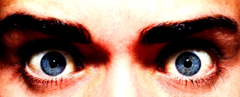 It's Not All in Your Mind: A Psychiatrist Explains What Fear Does to