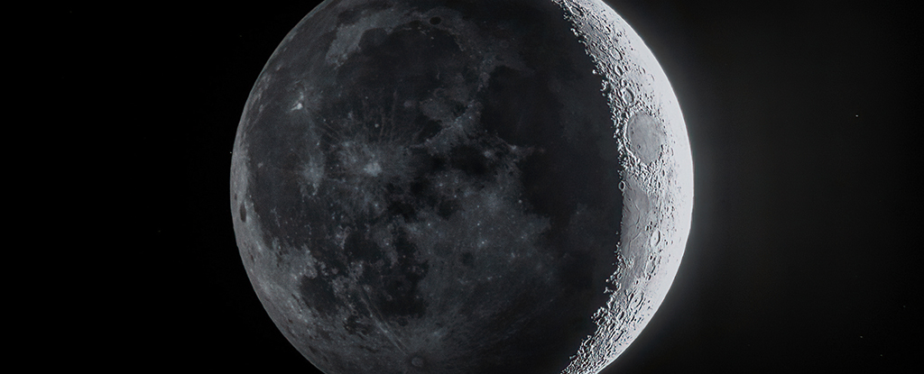 Misteriosa fuerza oculta genera agua en la luna: ScienceAlert