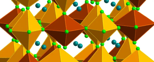 Gold-halide perovskite structure