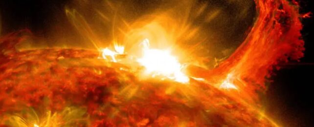 Solar Flare Erupts From Sun