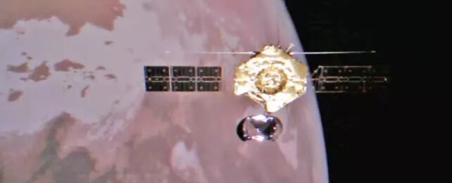 satellite orbits mars