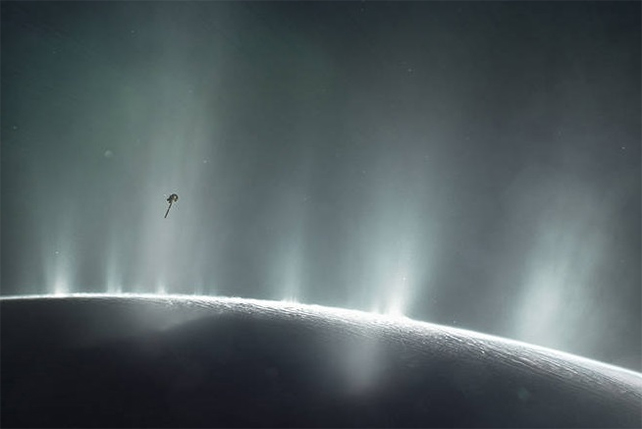 plumes from enceladus surface