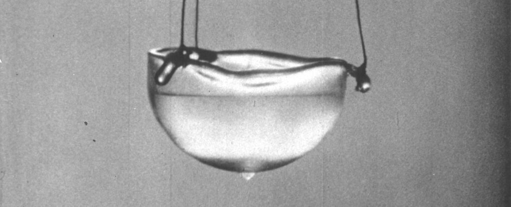 Un experimento salvaje revela qué pasaría si tocaras un superfluido cuántico