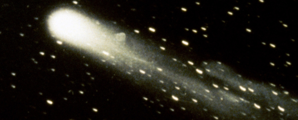 La célèbre comète de Halley atteint son apogée ce week-end : ScienceAlert