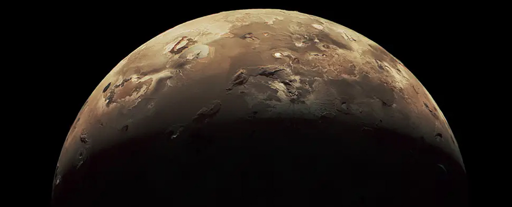 La NASA acaba de publicar impresionantes fotografías en primer plano de erupciones volcánicas en Ío, la luna de Júpiter: ScienceAlert