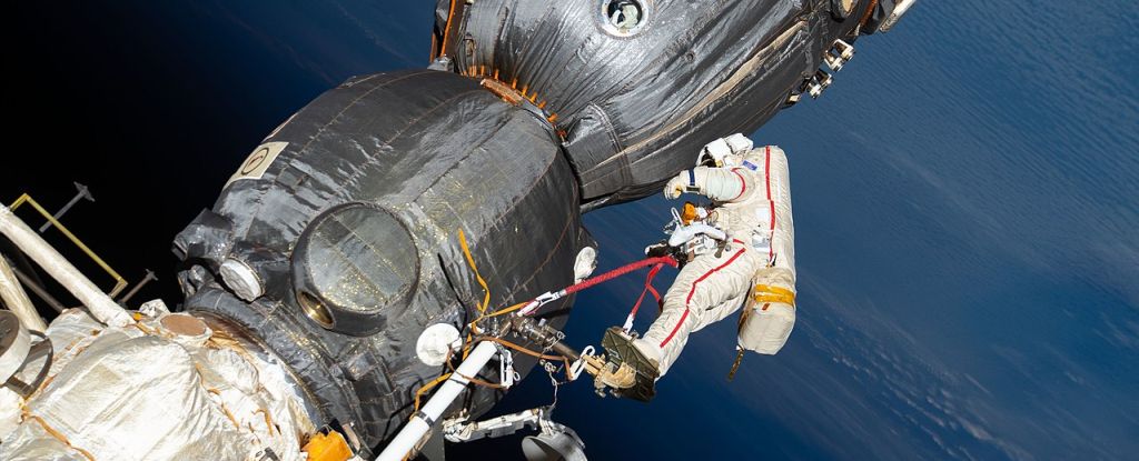 El cosmonauta ruso bate el récord mundial de mayor tiempo en el espacio: Heaven32