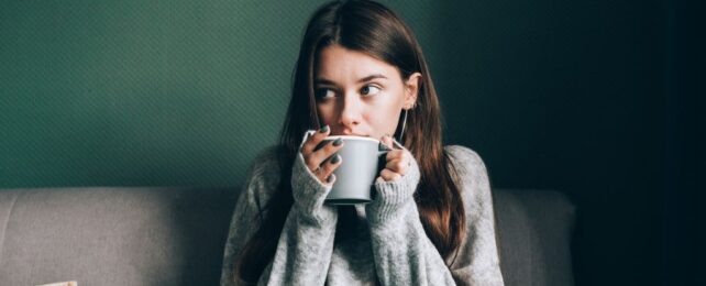 Study Reveals Whether Women Actually Feel Cold More Than Men