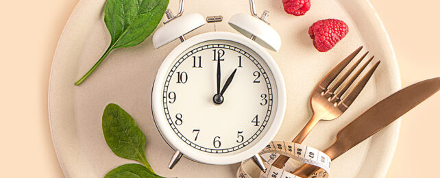 Clock on plate