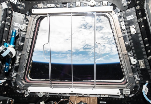 These Photos From Space Reveal The Human Side of Life on The ISS
