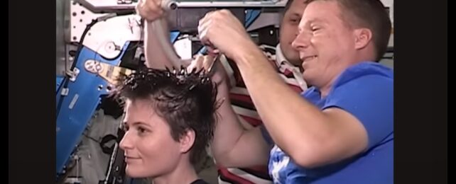 21 Heartwarming Images Reveal The Human Side of Life in Space