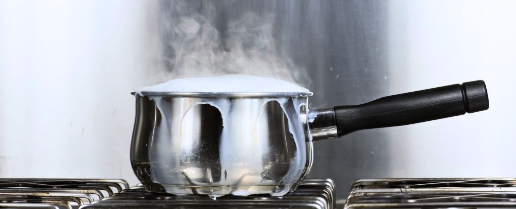 A Simple Science Based Trick Really Can Delay Your Pot From Boiling Over