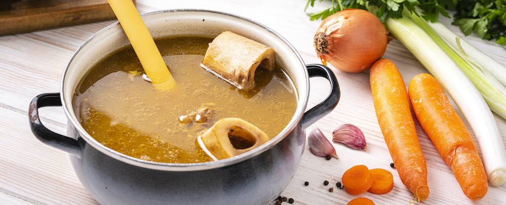Are Bone Broth's Bold Claims About Aging, Gut Health, And Weight Loss Backed by Science?