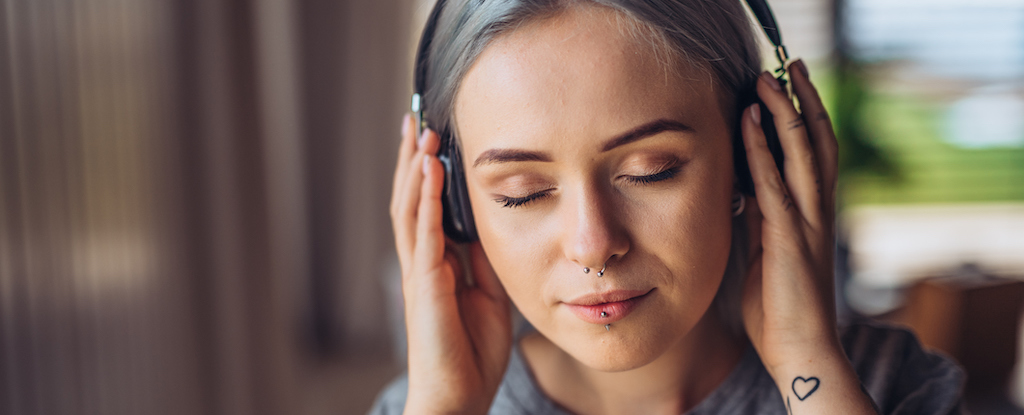 Music Does Something Amazing to Your Brain's Own Natural Rhythms