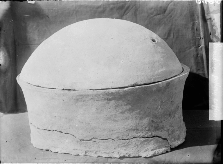 AncientEgyptTomb 768x566